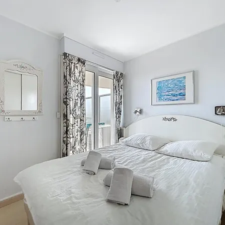 Les Pins Bleus Apartmán